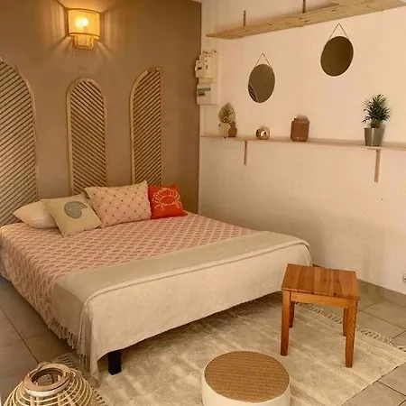 Studio A 30m D'agosta Et 20min De L'aeroport Porticcio (Corsica)